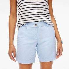 Light Blue Shorts Outfits Women, Blue Shorts Outfit, Pink Chinos, Tap Shorts, Preppy Shorts, Bermuda Shorts Women, Short For Women, Shorts Outfits Women, Gingham Shorts