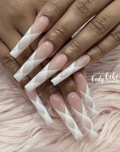 French Tips For Wedding, Acrylic Nail French Tip With Design, Baddies Nails Long, Wedding Nails Coffin, Long French Nails, Curved Nails, Ombre Acrylic Nails, Girly Acrylic Nails, French Tip Acrylic Nails