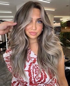 Ash Blonde Hair Ash Blonde Hair Ideas, About Yourself, Caramel Blonde Hair Color, Babylights Hair, Blonde Instagram, Caramel Blonde Hair, Inspiring Hairstyles, Soft Balayage, Blonde Hair Ideas