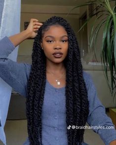 Marley Twists 4c Hair, Small Vs Medium Box Braids, Loose Twists Braids, Long Chunky Twists, Jamaican Braids Hairstyles, Marley Box Braids, Box Braids With Marley Hair, Long Marley Twists Medium, Long Twist Hairstyles For Black Women