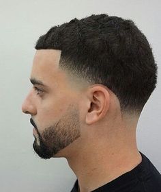 Cortes de pelo Nice Haircuts For Men, Military Haircuts Men, Temp Fade Haircut, Nice Haircuts, Military Haircuts, Japanese Hair Straightening, Balding Mens Hairstyles, Straightening Curly Hair, Short Fade Haircut