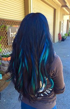 Black hair with blue and teal highlights. Black Hair Streaks, Guy Tang Hair Color, Black And Teal Hair, Color On Black Hair, Black Hair With Blue, Guy Tang Hair, Unique Hair Color, Teal Highlights, Blue Hair Highlights