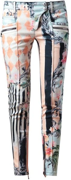 Balmain Baroque Floral Printed Denim Jeans - Lyst Clothing Modifications, Clothing Painting, Jeans Print, Redesign Ideas, Printed Denim Jeans, Baroque Floral, Balmain Jeans, Floral Jeans, Patchwork Jeans