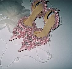 Lace Pumps, Rhinestone Bow, Stiletto Shoes, Fashion High Heels, Crystal Embellishment, Pretty Shoes, Sparkling Crystal, High Heels Stilettos, Sandal Fashion