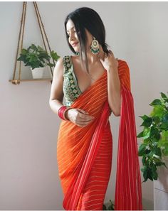 Saree Styling, Sarees For Girls, Saree Wearing Styles, Simple Saree Designs, Fashionable Saree Blouse Designs, Fancy Sarees Party Wear, Indian Saree Blouses Designs, Simple Sarees, Indian Fashion Saree