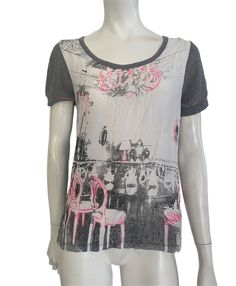 Perfect condition, size M but also fits L length: 60 cm chest: 46 cm shoulders 40 cm Y2k Tops With Sublimation Print For Spring, Y2k Printed Short Sleeve Tops, Graphic Print Fitted Top With Short Sleeves, Fitted Short Sleeve Tops With Graffiti Print, Trendy Fitted Graphic Print T-shirt, Vintage Summer Tops With Graffiti Print, Vintage Short Sleeve Tops With Graffiti Print, Mesh T Shirt, Stone Cold