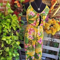 Gorgeous Tropical Print Jumpsuit With Matching Belt. Perfect Fit For Any Occasion. Size S Nwot Tropical Multicolor Jumpsuits And Rompers For Day Out, Sleeveless Summer Jumpsuits And Rompers Matching Set, Sleeveless Yellow Jumpsuits And Rompers For Spring, Sleeveless Matching Set Jumpsuits And Rompers For Summer, Yellow Sleeveless Jumpsuits For Spring, Yellow Summer Jumpsuits And Rompers For Beach, Yellow Floral Print Summer Jumpsuits And Rompers, Yellow Floral Print Summer Jumpsuit, Casual Yellow Floral Print Jumpsuits And Rompers