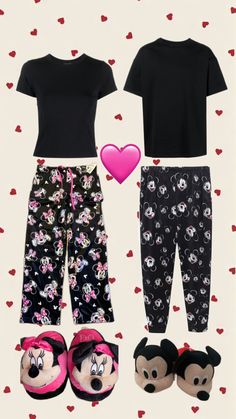 #coupleoutifts Victoria Secret Body Spray, Cute Pjs, Matching Pjs, Cute Couple Outfits, Outfit Inspo Casual, Matching Couple Outfits, Tomboy Style Outfits, Couple Matching, Tomboy Fashion