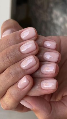 Classic Pink Nails, Pink Painted Nails, Minimalist Manicure, Calgel Nails, Italy Nails, Artist Hue, Aries Women, Explore Italy, Classic Nails