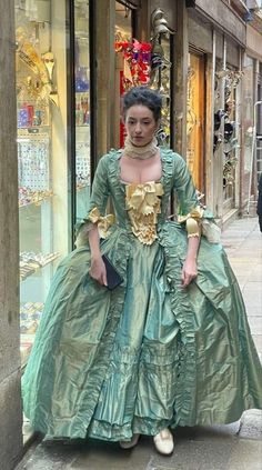 1750s Fashion, 1760s Fashion, 1700s Dresses, 1770s Fashion, Rococo Era, Georgian Dress, 18th Century Dresses, Baroque Dress, Rococo Dress