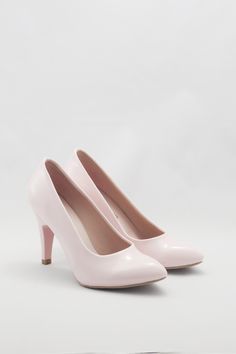 These shoes are designed to be comfortable on your special day without sacrificing style. Heel length 9 cm Wedding Shoes Bridal Shoes Bridesmaid Shoes Faux Leather Thin heel  Comfortable heels Baby Pink Heels, Pink Low Heels, Shoes Bridesmaid, Clothes Board, Wedding Shoes Comfortable, Pointy Heels, Bridesmaid Shoes, Shoes Wedding, Womens Wedding Shoes