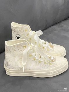 Converse Heels, Bride Dress Simple, Cute Shoes Heels, Shoes Heels Classy, Cargo Pants Outfit