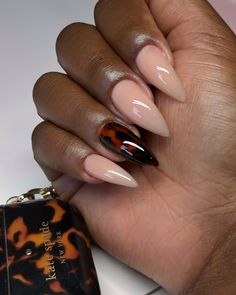 Tortie reigns queen as always 💕😌 Nail Inspired, Nude Nail, Nude Nail Designs, I Love Nails, Pretty Acrylic Nails, Nail Polishes, Best Acrylic Nails, Love Nails, Nails Nail