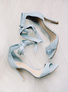 Beautiful Navy and Neutral Wedding - Inspired By This Navy And Neutral Wedding, Blue Heels Wedding, Baby Blue Weddings, Wedding Shoes Comfortable, Blue Wedding Shoes, Wedding Inspired, Dress Bride, Wedding Shoes Flats, Wedding Colors Blue