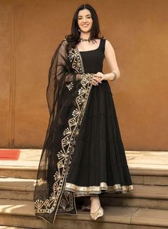 Black Dress Anarkali, Kurta Skirt Design, Anarkali Black Suit, Indian Traditional Gown, Black Indian Suits For Women, Black Banarasi Lehenga, Black Dress Outfit Indian, Black Traditional Dress Indian, Black Anarkali Suits Designer