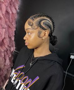 Braids Back Hairstyles Black Women, Trendy Feed In Braids, Feedin Braids Low Bun, Braids To The Back For Black Women Bun, Feed In Braids With Bun In Back, Braided Hairstyles To The Scalp, Braid On Scalp Hairstyles, Straight Back Bun Braids