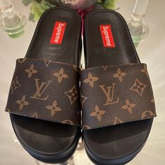 Supreme Slides Small Dirty But Not Worn No Box No Bags Lv Slides, Louis Vuitton Slides, Supreme Louis Vuitton, Supreme Lv, Supreme Shoes, Louis Vuitton Supreme, White Slides, Trekking Shoes, Men Looks