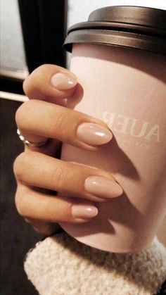 Nail Pinterest, Glitter Nails Acrylic, Gel Nails At Home, Light Pink Nails, Pinterest Design, Almond Shape Nails, Fall Acrylic Nails, Beauty Nail