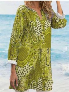 V Neck Holiday Printed Shirt Casual V-neck Blouse For Beach Season, Summer Long Sleeve Printed Shirt, Casual Green Printed Blouse, Printed Vacation Shirt For Fall, Printed Shirt For Fall Vacation, Casual V-neck Beach Season Shirt, Printed Shirt For Vacation In Fall, Casual 3/4 Sleeve Beach Blouse, Green Button-up Shirt For Beach Season