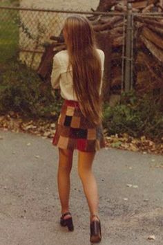 60s Aesthetic Outfit, 70s Mode, Street Style Vintage, Isabel Lucas, Rockstar Girlfriend, 80 Fashion, Outfit Essentials, Vogue Vintage, Nostalgia Aesthetic