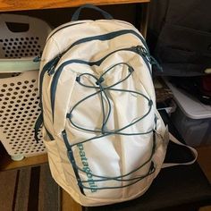 grookie, these ideas are so you - micahm@heritageoakschool.com - Heritage Oak School Mail Nice Backpacks For School, College Backpack Ideas, Cute School Backpack, Back To School 2024, Sac A Dos Patagonia, School Bag Ideas