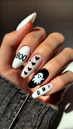 Nail Art Simple, Halloween Nail Ideas, Nail Art Diy Easy, Pink Glitter Nails, Nail Art For Beginners, Halloween Makeup Inspiration, Nail Art Designs Summer, White Nail Art, White Nail Designs