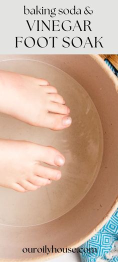 Baking soda, vinegar, and water are all you need to make a revitalizing foot soak at home. Soften hard skin, remove odor, and feel like a brand new human; you’re sure to love this all-natural foot soak recipe. Natural House Cleaners, Our Oily House, Pedicure Soak, Foot Soaks