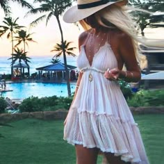 Stunning Boho Style Beach Dress Super Chic And Comfortable! This Is Cream Color Halter Dress Summer, Casual Sundress, Lace Summer Dresses, Dress With Pleats, Cotton Dress Summer, Maxi Dress Prom, Lingerie Dress, Summer Party Dress, Dress Cotton