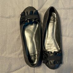 Brand New Fergalicious Black Sequined Ballet Flats No Flaws. Has A Felt Type Bottom To It So You Do Not Slip. Purchased Brand New But Never Got A Chance Ti Wear Comfy Ballet Flats, Purple Ballet Flats, Beige Ballet Flats, Crochet Flats, Beige Flats, Womens Black Flats, Strappy Flats, Leopard Flats, Pink Flats