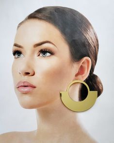 Excited to share the latest addition to my #etsy shop: Large Mirror DoorKnocker Hoop Earrings #gold #square #bohohippie #women https://etsy.me/3k5KTrZ Cheap Statement Teardrop Earrings For Everyday, Affordable Statement Teardrop Hoop Earrings, Cheap Statement Teardrop Hoop Earrings, Simple Gold Hoop Earrings, Real Gold Hoop Earrings, Oversized Hoop Earrings, White Gold Hoop Earrings, Brass Hoop Earrings, White Gold Hoops