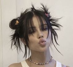 Y2k Hairstyles Short, 2000s Hairstyles, 일본 패션, Goth Hair, Penteado Cabelo Curto