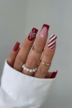 December Nails, Red Christmas Nails, Christmas Nails Easy, Christmas Nails Acrylic, Thanksgiving Nails, Festival Nails, Christmas Nail Designs