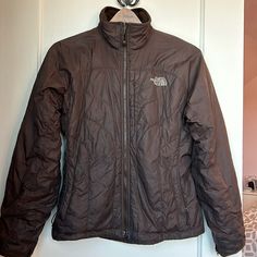 North Face Brown Puffer Jacket. A Few White Stains On The Bottom Back (See Photo), But Great Condition Overall! Brown Northface Puffer Jacket, The North Face Jacket Brown, The North Face Puffer Jacket Brown, Dark Oak North Face Puffer, Brown Puffer Jacket, Casual The North Face Outerwear With Double-lined Hood, Brown Puffer, The North Face Double-lined Hood Outerwear, North Face Coat