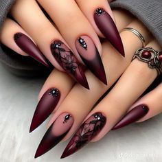 Vampire Nails, Witch Nails, Witchy Nails, Gothic Nails, Goth Nails, Stiletto Nails Designs, Dark Nails, Halloween Nail Designs, Halloween Nail