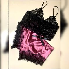 Shorts And Lace Bra. Bra Has Stretch. Pink Lace Trim Pajama Party Sets, Pink Lace Trim Sets For Pajama Party, Feminine Pink Nightwear Sets, Feminine Pink Night Sets, Boho Bra, Nude T Shirts, Zip Up Sports Bra, Pink Lace Bra, Strappy Bra