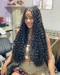 30 Inch Braids, Cuban Hairstyles, Long Crochet Hairstyles, Hispanic Braids, Curly Boho Braids, Bora Bora Braids, Type Of Braids, Curly Crochet Braids