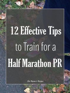 Do you want to finally achieve a PR in the half marathon? Follow these 12 tips to train effectively and run a sub 1:45 half marathon! Fartlek Workout, Half Marathon Motivation, Running Coach, Running Marathon Training, Marathon Motivation, Running Pace, Tempo Run