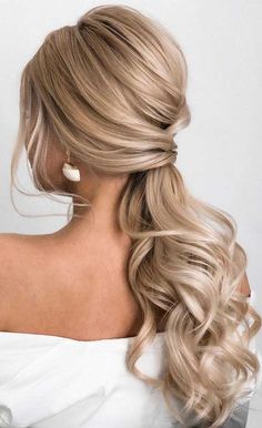 If you read this and thought, really? Ponytail? Is it really? YES!!! You know Ponytails aren’t reserved solely for bad hair days or on your fitness. Ponytail is the... Wedding Ponytail, Tail Hairstyle, Prom Hairstyle, Ponytail Updo, Wedding Hair Inspiration, Long Blonde, Low Ponytail, Wedding Hairstyles For Long Hair, Long Blonde Hair