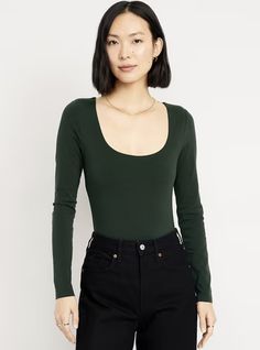 Fitted Scoop Neck Bodysuit With Thumbholes, Fitted Bodysuit With Thumbholes And Scoop Neck, Fitted Scoop Neck Bodysuit For Fall, Fitted Long Sleeve Scoop Neck Top For Fall, Fitted Long Sleeve Scoop Neck Top, Fitted Long Sleeve Top With Scoop Neck, Fitted Green Bodysuit With Scoop Neck, Fitted Scoop Neck Long Sleeve Top, Fitted Casual Long Sleeve Scoop Neck Top