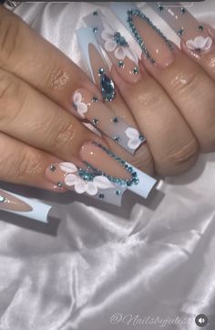 Champagne Nails Acrylic Quince, 16 Birthday Nails Acrylic, Champagne Nails Acrylic, 16 Birthday Nails, Nails Acrylic Summer, Champagne Nails, Quince Nails, Quinceanera Nails, Spring Nail Designs