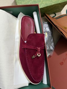 Loro Piana Babouche, Loro Piana Shoes, Burgundy Sandals, Burgundy Shoes, Dior Saddle, Saddle Bag, Red Shoes