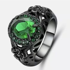 Brand New Oversized Emerald Black Gold Filled Rhodium Ring. Makes An Excellent Gift. Black Gold Ring, Green Emerald Ring, Green Rings, Anniversary Jewelry, Jewelry Blue, Gold Filled Ring, 7 Rings, Ring Color, Crystal Wedding