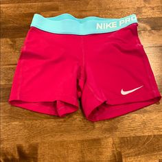 Child Medium. My Daughter Purchased These Brand New. She Wore Them Once But She’s Picky And Didn’t Like The Way They Fit. Looking To Get Some Of Her Money Back. Nike Stuff, School Wishlist, Bodycon Dress Homecoming, Cute Nike Outfits, Cheer Outfits, Athletic Clothes, Girls Nike, Nike Bottoms, Dress Homecoming