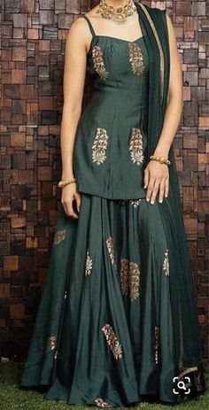 Designer Plazo, Dresses Punjabi, Plazo Suits, Punjabi Dresses, Sharara Designs, Indian Outfits Lehenga, Mode Kimono, Salwar Kamiz