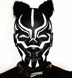 Black Panther Cartoon, Panther Makeup, Makeup Mask, Face Art Makeup, The Black Panther, Art Body, Wakanda Forever, Black Puma