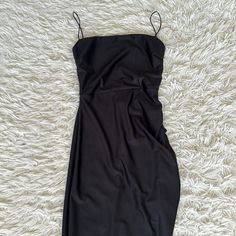 This Dress Is Everything And More. It Is 82% Polyester And 18% Spandex. Strappy Back Super High Cut Up The Left Leg. Large Split. Very Sexy. Will Stretch To Fit Your Curves. Length At Longest Point Is 46 Inches. Excellent Pristine Brand New Condition. Dresses Windsor, Windsor Dresses, Cut Up, Black Bodycon Dress, High Cut, Dresses Xs, Windsor, Split, Bodycon Dress