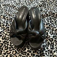 Brand New! Bought For $90 Too High For Me Sam Edelman Shoes, Sam Edelman, Platform Sandals, Circus, Women Shoes, Sandals, Brand New, Boots, Women Shopping