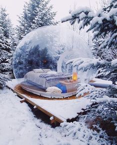 an inflatable bubble bed is shown with the words would you sleep here?