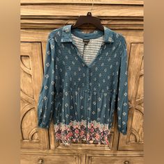 Very Nice Women’s Plus Long Sleeve Button Down Smocked Blouse By Torrid New Without Tags! Washed Once But Never Worn And Has Been Hanging In My Closet Size 1 (Torrid Size 14/16) Can Dress This Blouse Up Or Down Smoke Free Home Casual V-neck Peasant Top With Smocked Bodice, Blue Bohemian Smocked Top, Casual V-neck Peasant Top With Smocked Cuffs, Bohemian Long Sleeve Top With Smocked Back, Casual Button-up Peasant Top For Fall, Casual Button-up Top With Smocked Bodice, Bohemian Long Sleeve Smocked Top With Cuffs, Bohemian Long Sleeve Smocked Top With Smocked Cuffs, Bohemian Long Sleeve Smocked Top