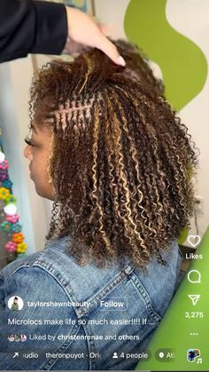 Beautiful microlocs with honey blonde color Honey Blonde Color, Short Hair Twist Styles, Goddess Braids Hairstyles, Quick Braided Hairstyles, Hair Twist Styles, Beautiful Curly Hair, Natural Hair Styles Easy